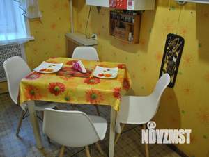 1-к квартира, посуточно, 38м2, 2/5 этаж