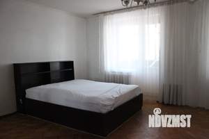 3-к квартира, на длительный срок, 100м2, 10/10 этаж