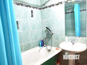 1-к квартира, посуточно, 37м2, 4/9 этаж