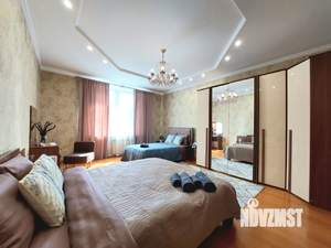 3-к квартира, посуточно, 75м2, 6/8 этаж