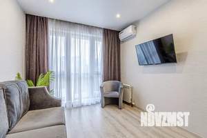 1-к квартира, посуточно, 38м2, 5/8 этаж