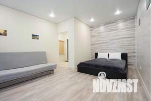 1-к квартира, посуточно, 38м2, 4/19 этаж