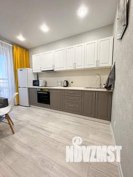 1-к квартира, посуточно, 37м2, 7/24 этаж