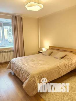 1-к квартира, посуточно, 58м2, 3/10 этаж