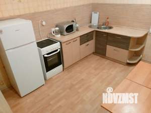 1-к квартира, посуточно, 40м2, 3/10 этаж