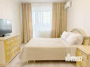 1-к квартира, посуточно, 45м2, 3/20 этаж