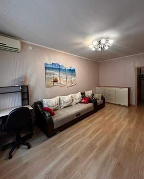 1-к квартира, на длительный срок, 43м2, 8/18 этаж