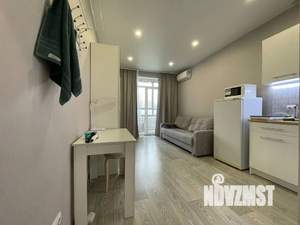 Студия квартира, посуточно, 25м2, 1/19 этаж