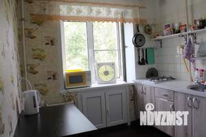 2-к квартира, посуточно, 42м2, 3/5 этаж