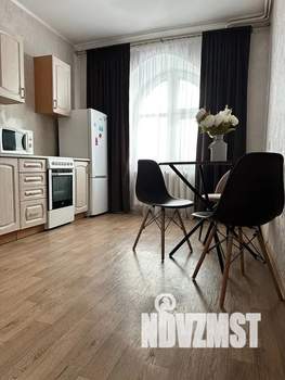 1-к квартира, посуточно, 38м2, 14/14 этаж