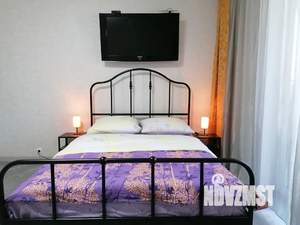 Студия квартира, посуточно, 32м2, 10/19 этаж