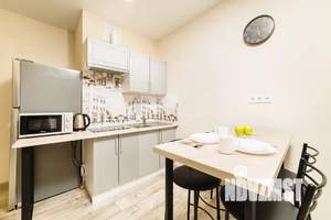 Студия квартира, посуточно, 32м2, 10/20 этаж