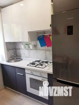 2-к квартира, посуточно, 46м2, 3/5 этаж