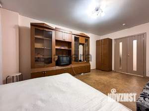 1-к квартира, на длительный срок, 64м2, 11/18 этаж