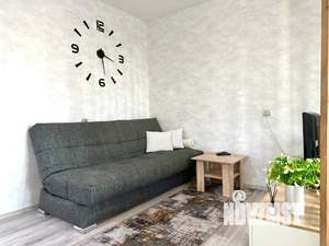 1-к квартира, посуточно, 40м2, 2/10 этаж