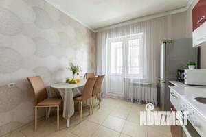 1-к квартира, посуточно, 42м2, 1/1 этаж