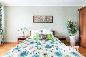 2-к квартира, посуточно, 74м2, 4/10 этаж
