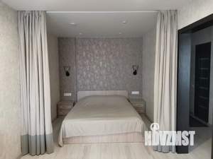 1-к квартира, посуточно, 40м2, 12/18 этаж