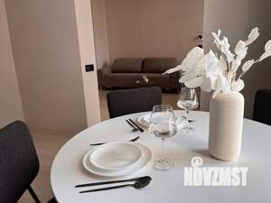 Студия квартира, посуточно, 35м2, 13/20 этаж