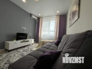 1-к квартира, посуточно, 37м2, 8/10 этаж