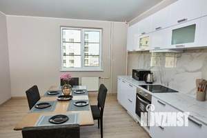 3-к квартира, посуточно, 120м2, 1/1 этаж