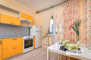 1-к квартира, посуточно, 40м2, 1/1 этаж