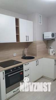 1-к квартира, посуточно, 40м2, 3/17 этаж