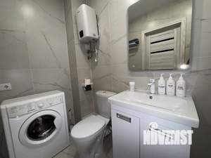 Студия квартира, посуточно, 32м2, 17/25 этаж