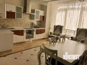 3-к квартира, на длительный срок, 150м2, 4/8 этаж