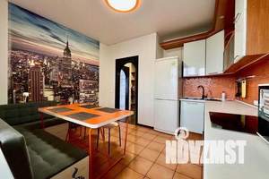 1-к квартира, посуточно, 46м2, 4/10 этаж