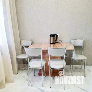 2-к квартира, посуточно, 63м2, 17/20 этаж