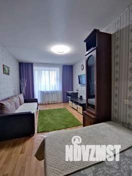 1-к квартира, посуточно, 40м2, 4/14 этаж