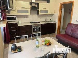 1-к квартира, посуточно, 50м2, 1/1 этаж