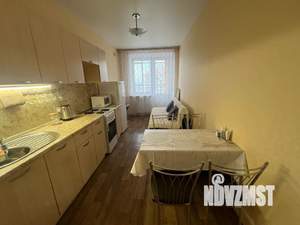 1-к квартира, посуточно, 40м2, 20/23 этаж