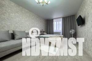 1-к квартира, посуточно, 38м2, 6/9 этаж