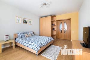 1-к квартира, посуточно, 42м2, 3/6 этаж