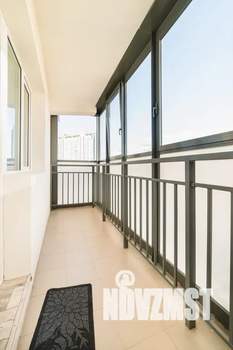 Студия квартира, посуточно, 32м2, 10/20 этаж