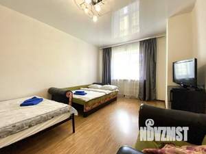 1-к квартира, посуточно, 42м2, 1/1 этаж