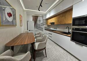 4-к квартира, на длительный срок, 130м2, 2/4 этаж