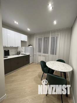 1-к квартира, посуточно, 38м2, 10/24 этаж