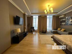 1-к квартира, посуточно, 70м2, 1/1 этаж