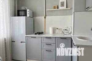 1-к квартира, посуточно, 30м2, 4/4 этаж