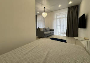 Студия квартира, на длительный срок, 40м2, 13/21 этаж