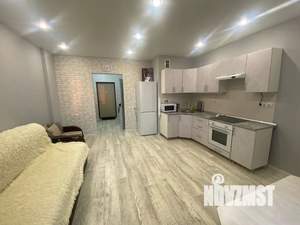 Студия квартира, посуточно, 33м2, 10/19 этаж