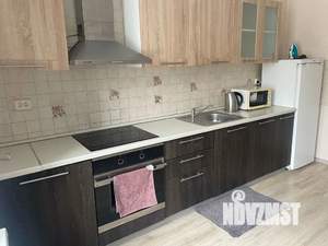 1-к квартира, посуточно, 40м2, 8/18 этаж