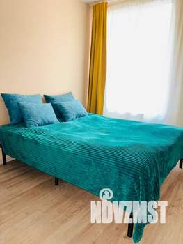 1-к квартира, посуточно, 42м2, 8/10 этаж