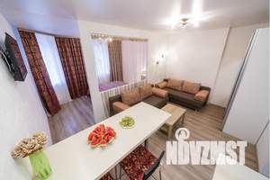 1-к квартира, посуточно, 35м2, 2/7 этаж