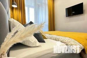 2-к квартира, посуточно, 58м2, 3/25 этаж