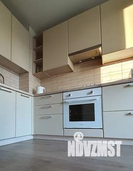 1-к квартира, посуточно, 41м2, 2/10 этаж