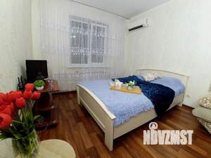 1-к квартира, посуточно, 42м2, 4/9 этаж